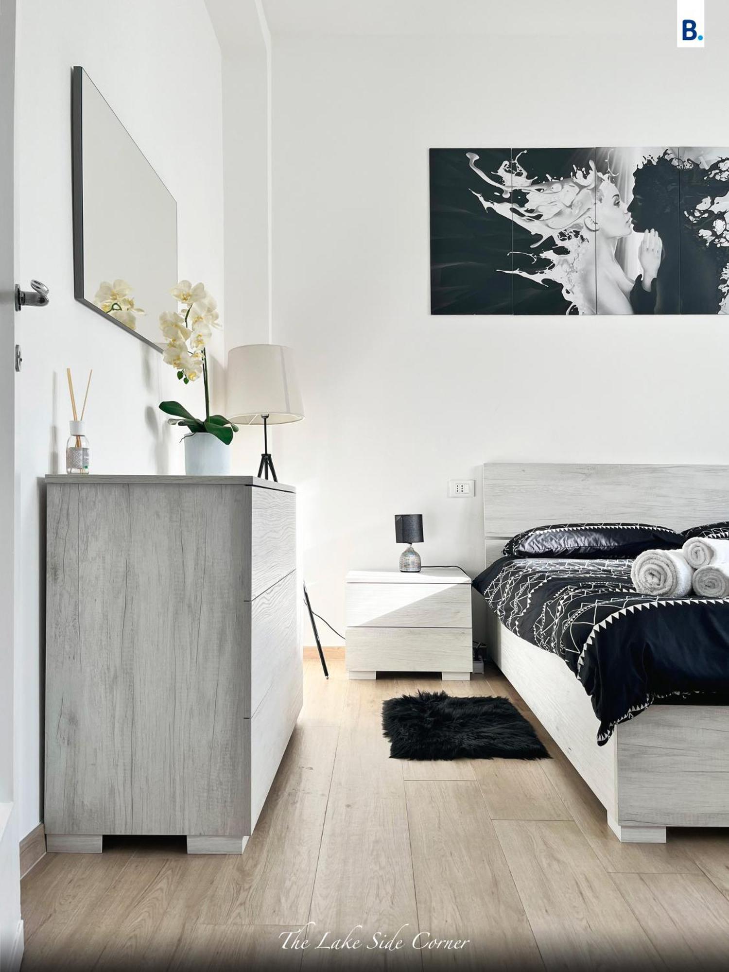 The Lake-Side Corner Apartment Комо Екстериор снимка